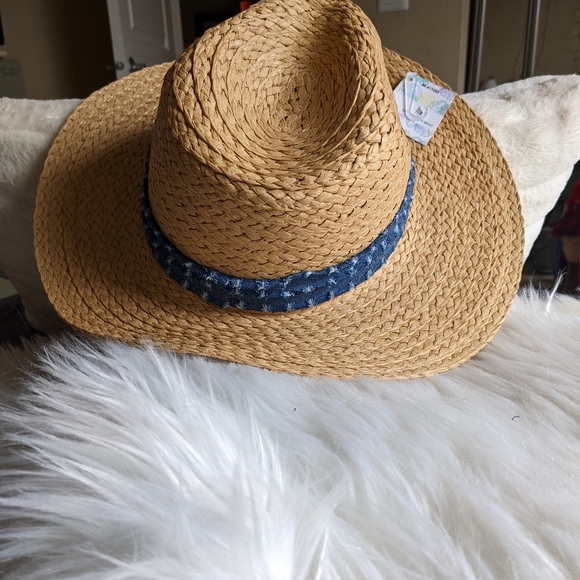 Accessories - NWT Wicker Jean Boho Beach Sun Hat